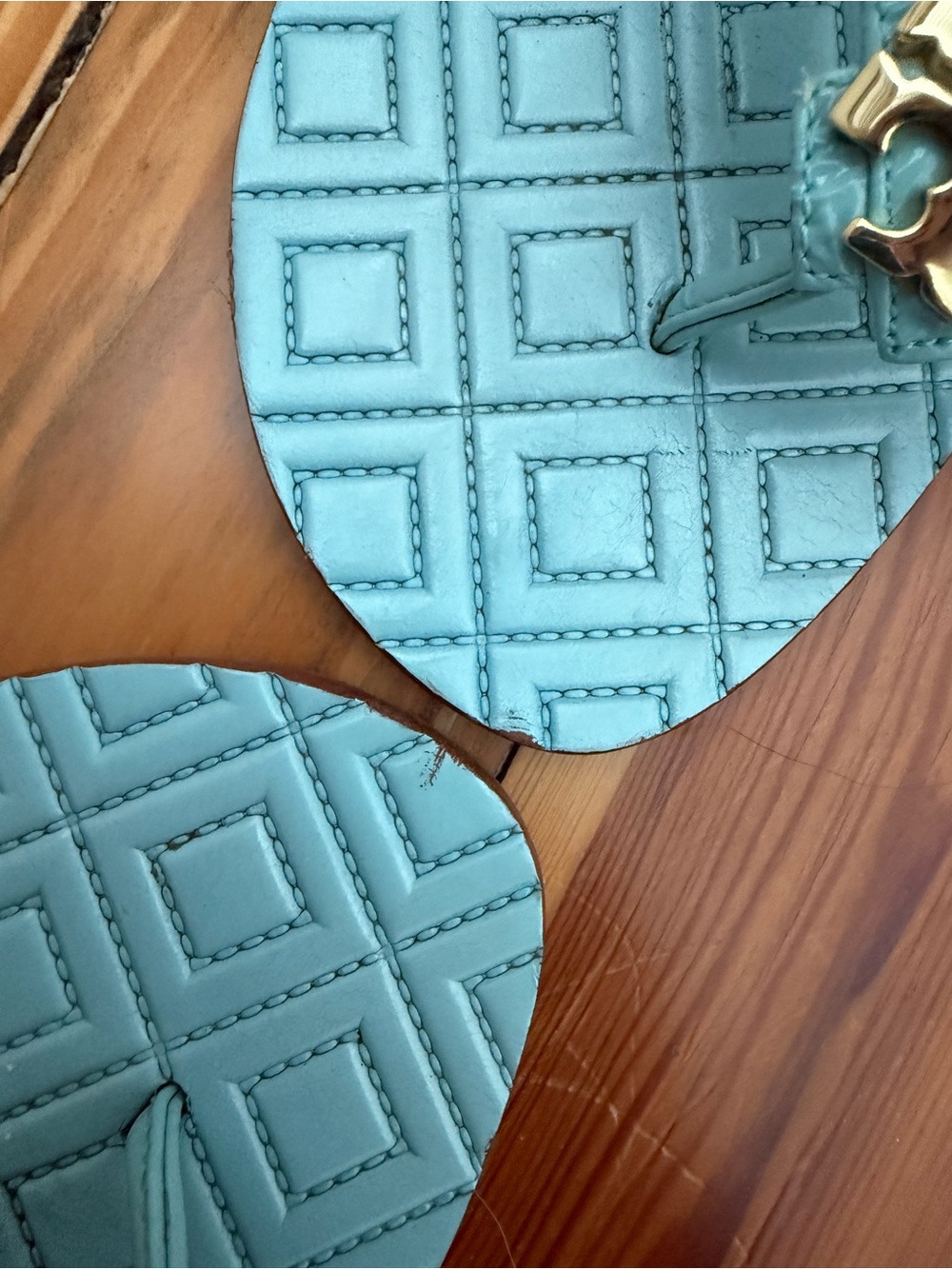 Tory Burch Aqua Leather Logo Thong Sandals - Picture 5 of 7